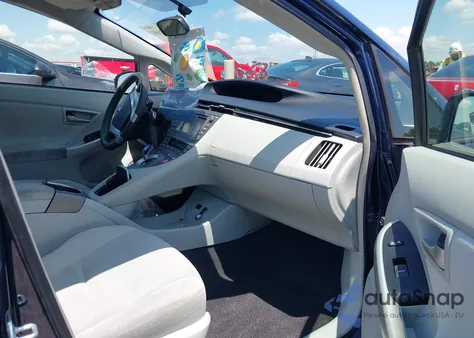 2015 Toyota Prius Two из США, поврежденный, VIN JTDKN3DU6F0418385